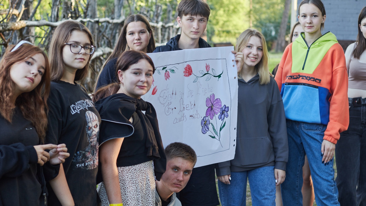 Этнокультурные языковые встречи для молодежи прошли в Барнауле, 25.08.2023
